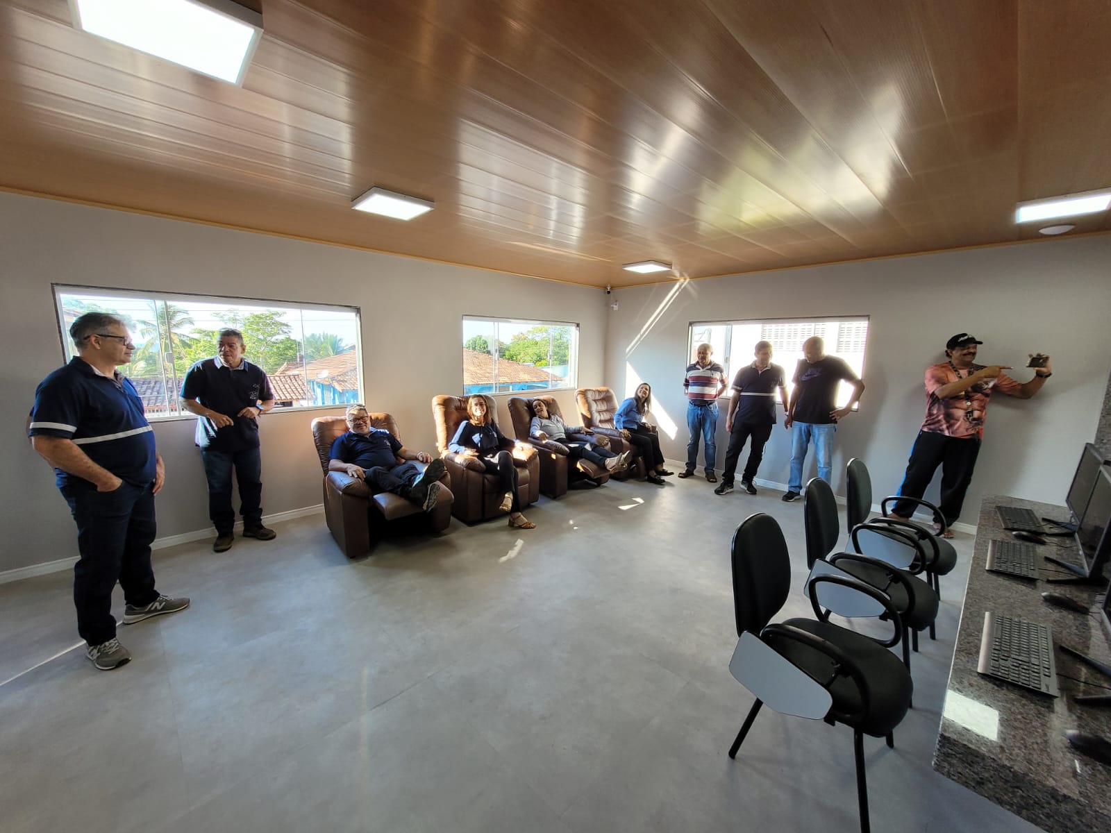 Diretoria da Estiva inaugura novo espaço de convivência no alojamento em Barra do Riacho